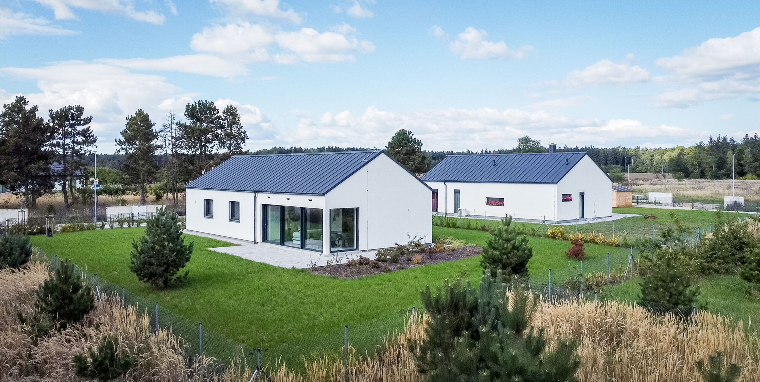 Jednopodlažní rodinné domy se zahradou v Mcelích